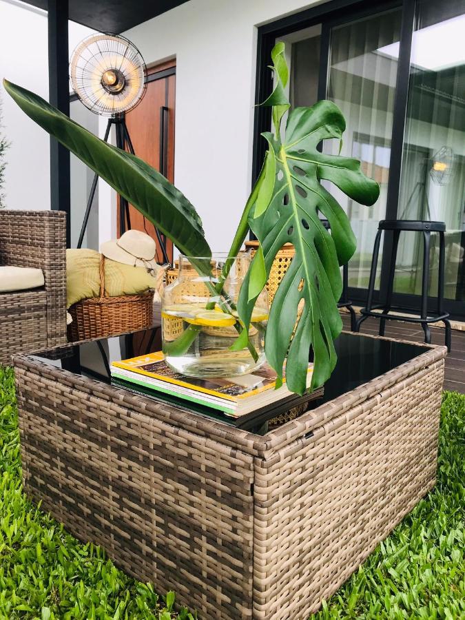 Central Guest House Neiva Bagian luar foto